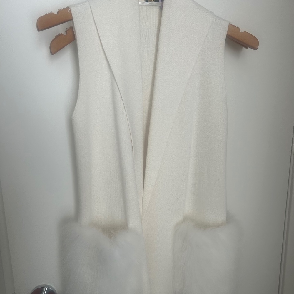 Kobe Halperin vest removable fur